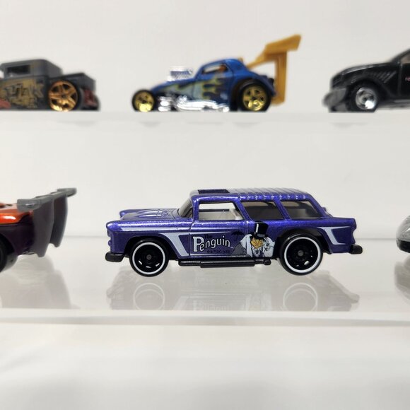 Lot of (9) Hot Wheels Diecast Cars 2000-2022 1/64 (b4) - Picture 7 of 11